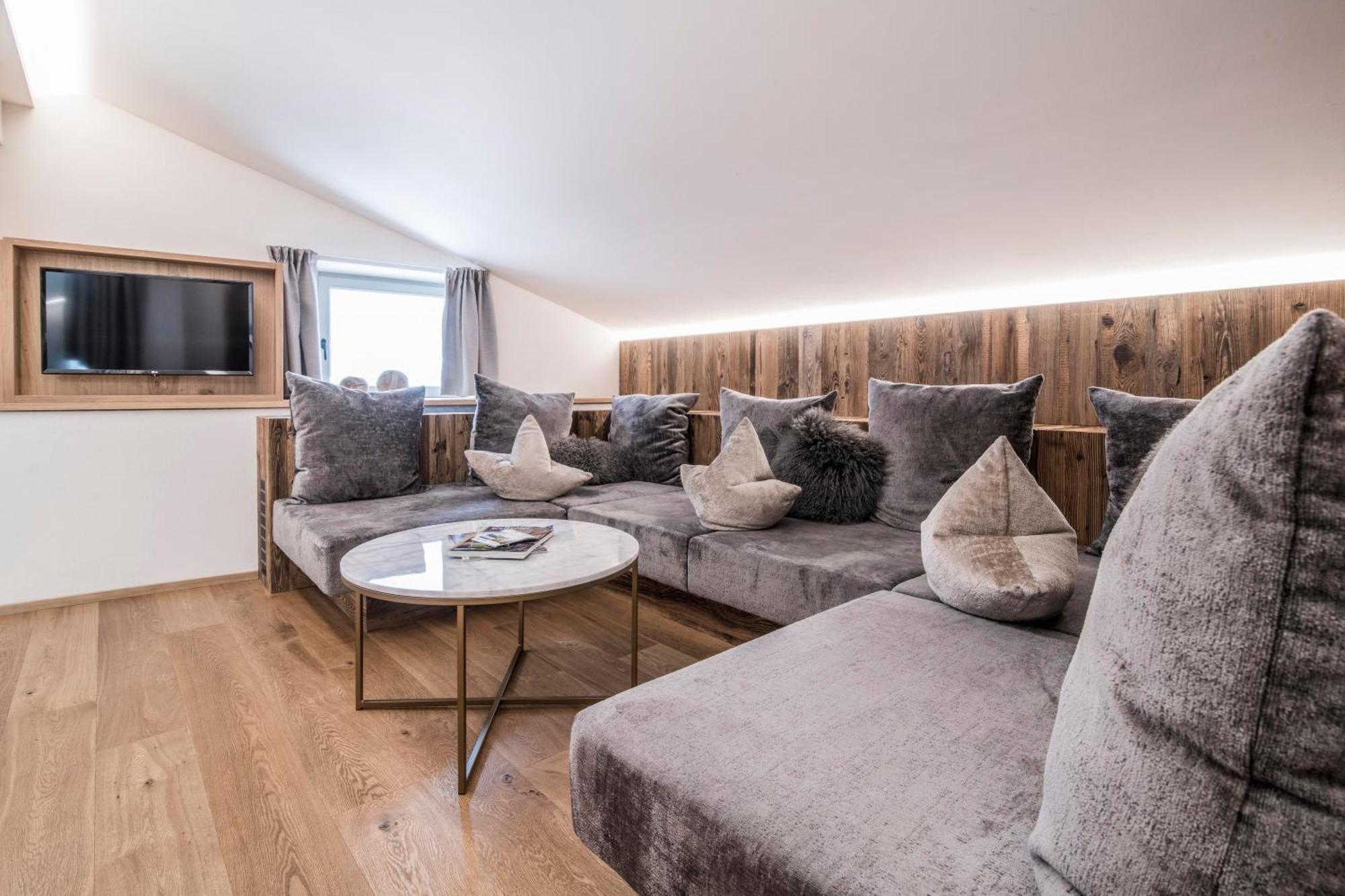 Hotel Wieser Campo di Trens Chambre photo